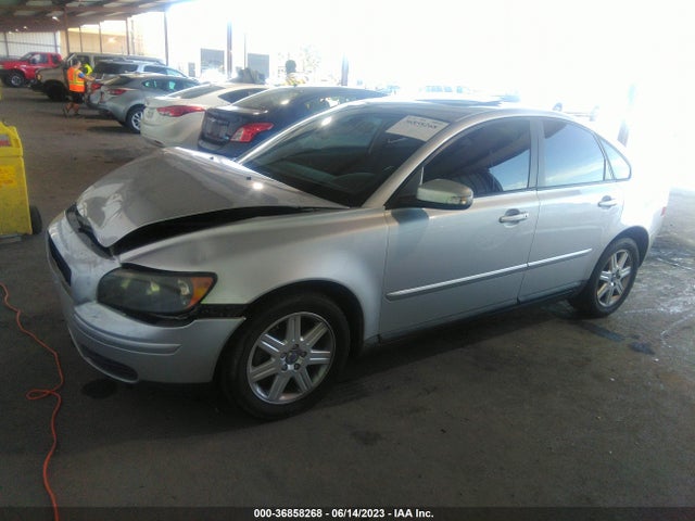 2007 VOLVO S40 2.4L VIN: YV1MS390972270501