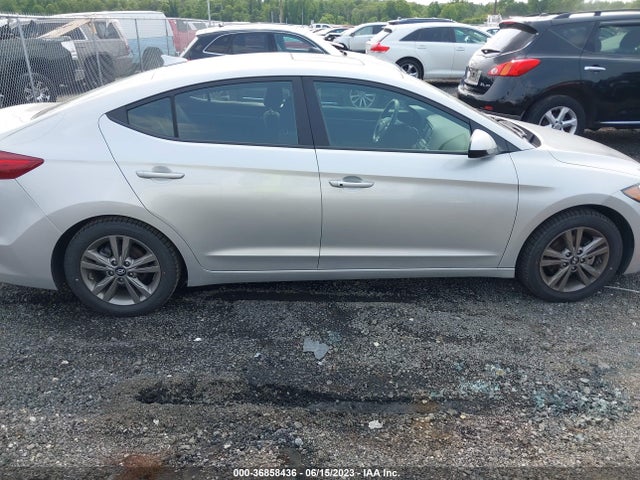 Hyundai Elantra Value Edition 2018 5NPD84LF2JH400180 Image 5