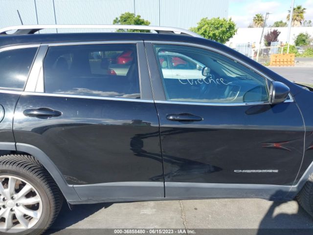 1C4PJLDB8HW653791 Jeep Cherokee Limited