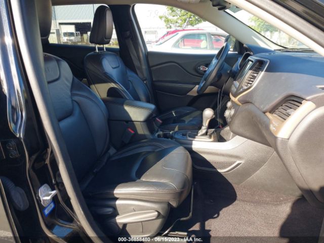1C4PJLDB8HW653791 Jeep Cherokee Limited