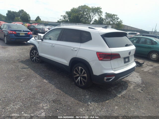 3VVTX7B27NM003998 Volkswagen TAOS SE