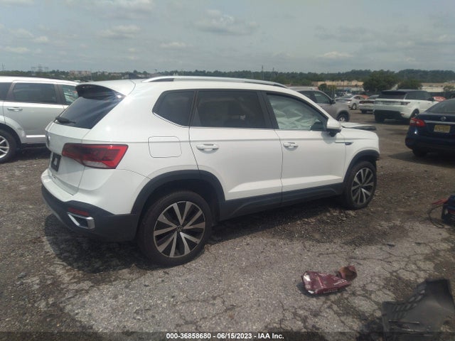 3VVTX7B27NM003998 Volkswagen TAOS SE