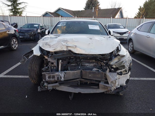 JN1EV7EK6JM343225 Infiniti Q60 3.0t Luxe