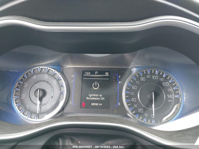 Chrysler 200 Limited 2015 1C3CCCABXFN693519 Image 7