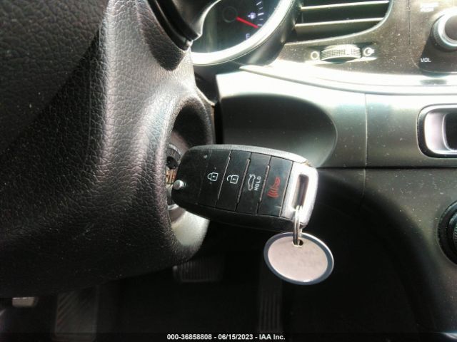 5XXGM4A71FG506319 KIA Optima Lx