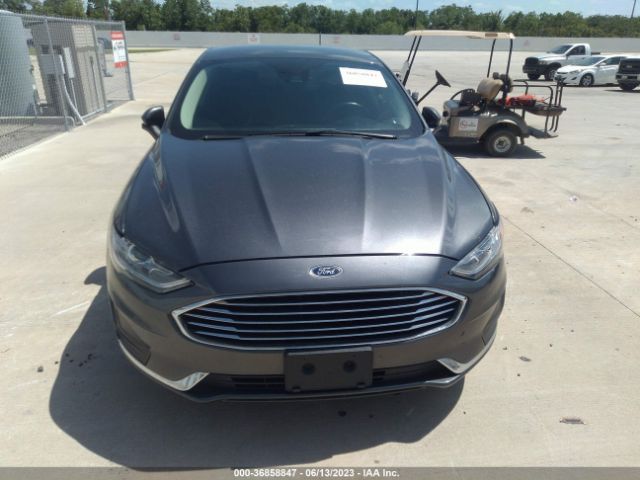 3FA6P0HD5KR283579 Ford FUSION SE
