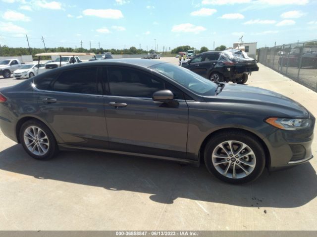 3FA6P0HD5KR283579 Ford FUSION SE