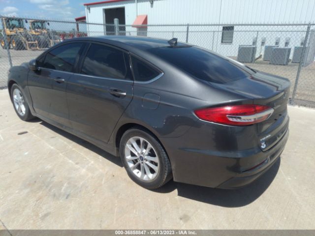 3FA6P0HD5KR283579 Ford FUSION SE