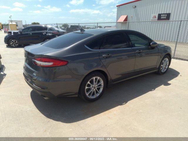 3FA6P0HD5KR283579 Ford FUSION SE