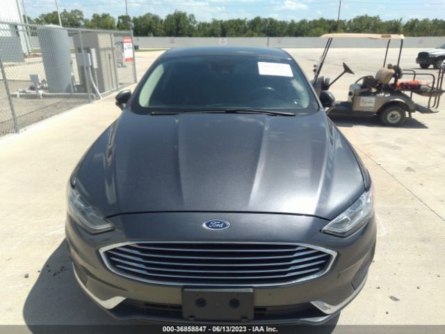 3FA6P0HD5KR283579 Ford FUSION SE