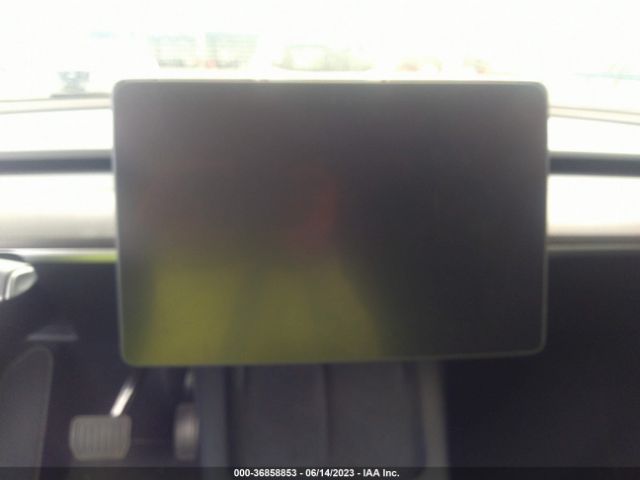 7SAYGDEE4NF573750 Tesla Model Y Long Range