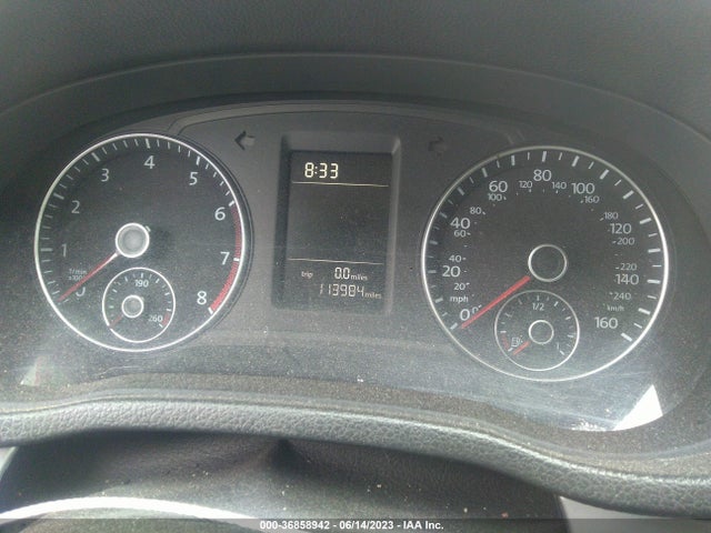 1VWAT7A33EC111285 Volkswagen PASSAT S