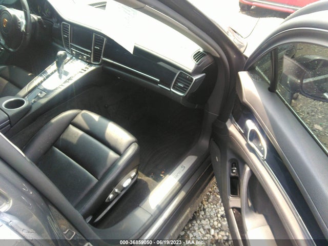 2016 Porsche Panamera, VIN: WP0AD2A78GL041002