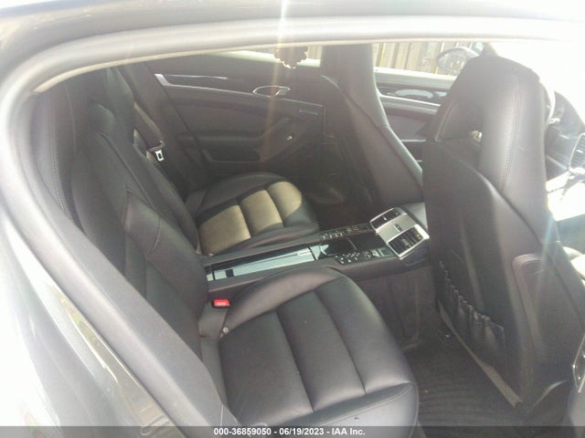 2016 Porsche Panamera, VIN: WP0AD2A78GL041002