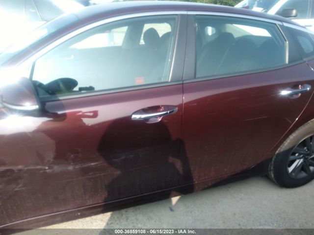5XXGT4L37LG437564 KIA Optima Lx
