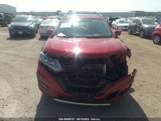 36859157 :رقم المزاد ، 5N1AT2MTXHC828588 vin ، 2017 Nissan Rogue Sl مزاد بيع