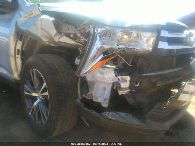 Toyota Highlander Le 2019 5TDZARFH1KS050766 Image 12