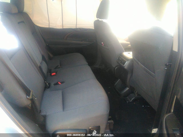 Toyota Highlander Le 2019 5TDZARFH1KS050766 Image 14