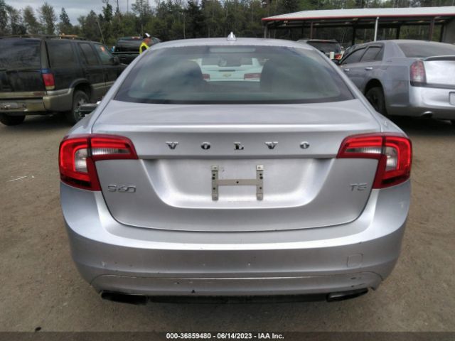 YV126MFB5F1299277 Volvo S60 T5 Drive-e Premier