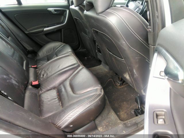 YV126MFB5F1299277 Volvo S60 T5 Drive-e Premier