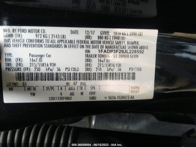 2018 FORD FOCUS SE VIN: 1FADP3F29JL228592