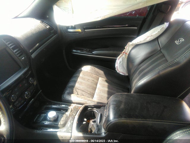 2C3CCABG5KH708042 Chrysler 300 300s