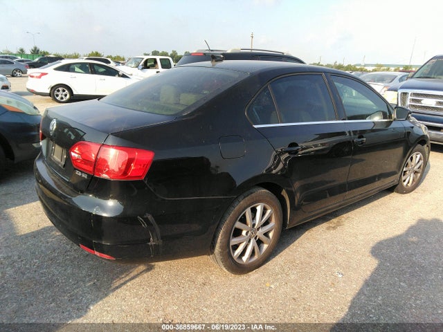 2013 VOLKSWAGEN JETTA SEDAN SE W/CONVENIENCE VIN: 3VWDX7AJ1DM304614
