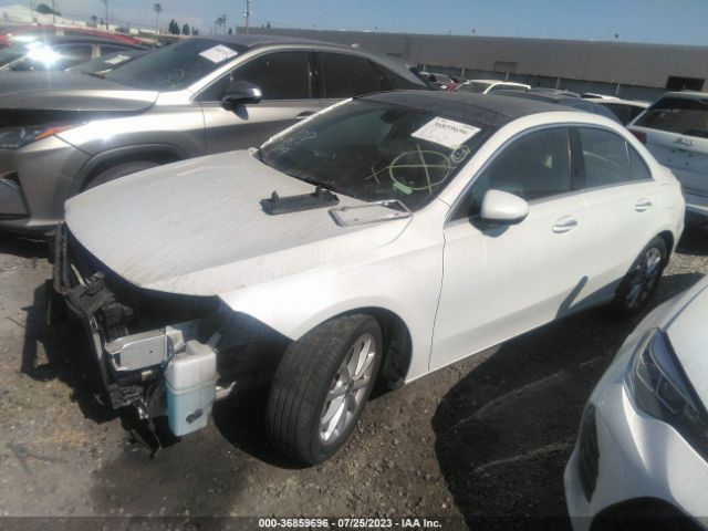 WDD3G4EB6LW040052 Mercedes-Benz A-class A 220
