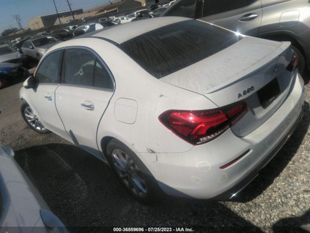 WDD3G4EB6LW040052 Mercedes-Benz A-class A 220