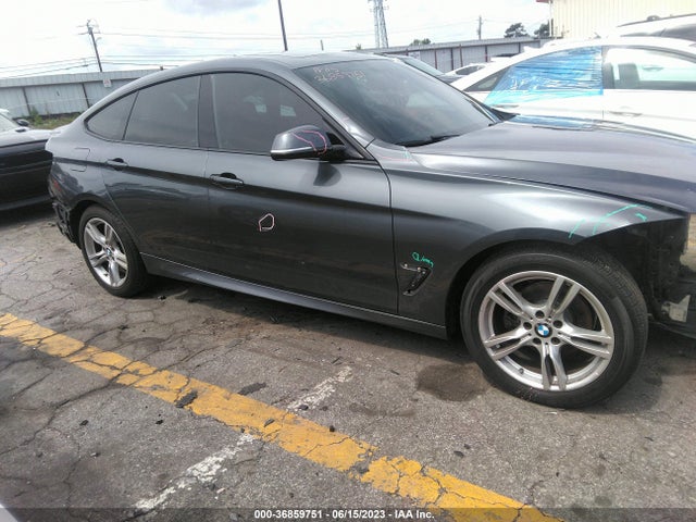 2017 BMW 3 Series, VIN: WBA8Z9C55HG452692