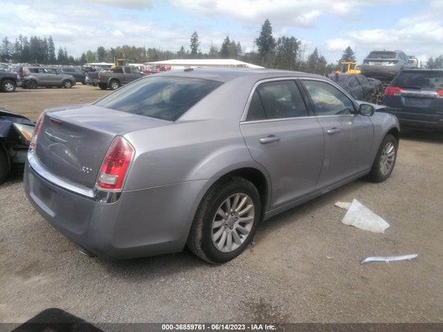 2C3CCAAG6EH382595 Chrysler 300