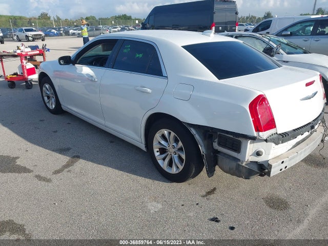 2C3CCAAGXFH929787 Chrysler 300 Limited