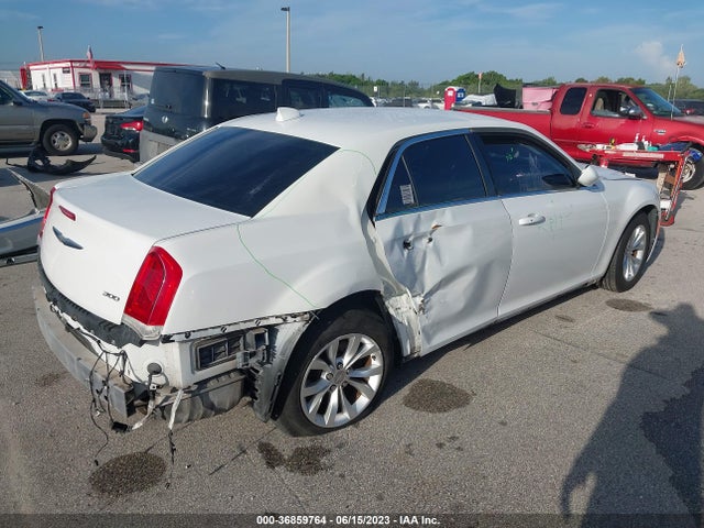 2C3CCAAGXFH929787 Chrysler 300 Limited