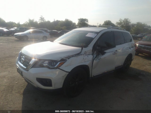 2017 NISSAN PATHFINDER PLATINUM VIN: 5N1DR2MM8HC661619