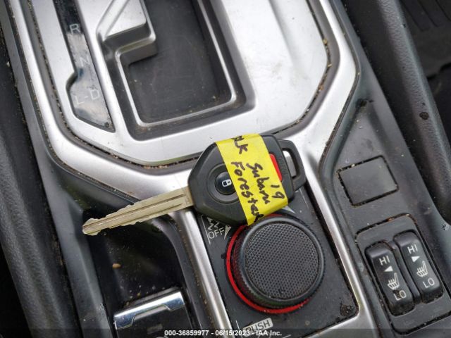 JF2SKAEC1KH414499 Subaru Forester Premium