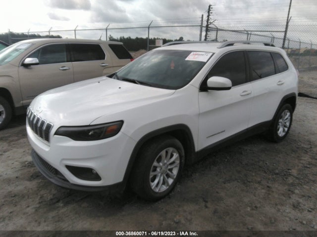 1C4PJLCB3KD488236 Jeep Cherokee Latitude