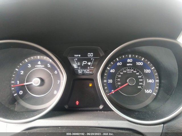 2015 HYUNDAI ELANTRA SE VIN: 5NPDH4AE1FH608939