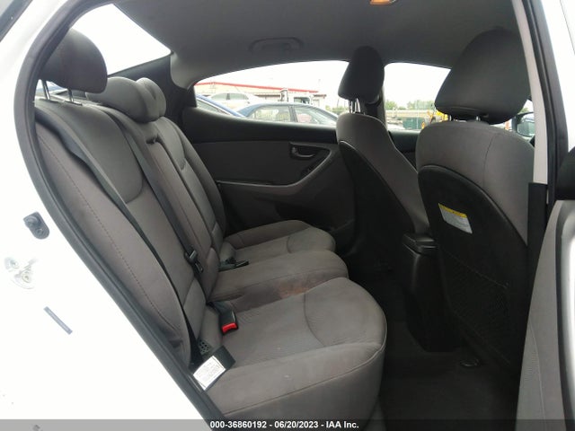 2015 HYUNDAI ELANTRA SE VIN: 5NPDH4AE1FH608939