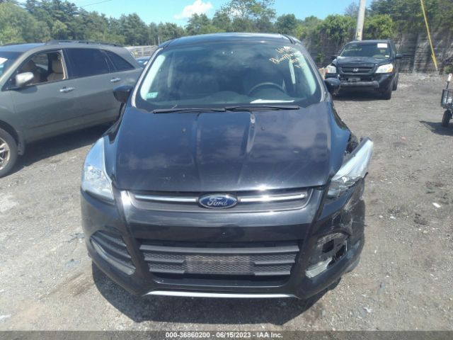 1FMCU9GX4EUD21334 Ford ESCAPE SE