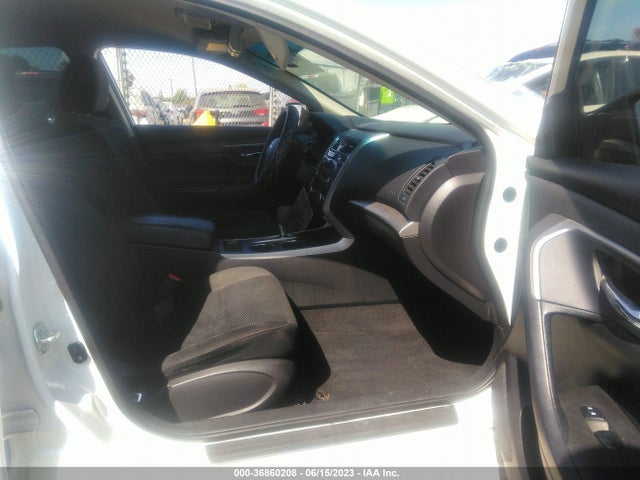 Nissan Altima 2015 1N4AL3AP8FC290056 Image 18