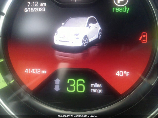 2017 Fiat 500e, VIN: 3C3CFFGE1HT549662
