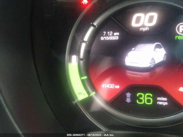 2017 Fiat 500e, VIN: 3C3CFFGE1HT549662