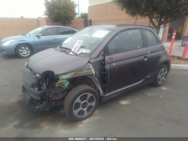 2017 Fiat 500e, VIN: 3C3CFFGE1HT549662