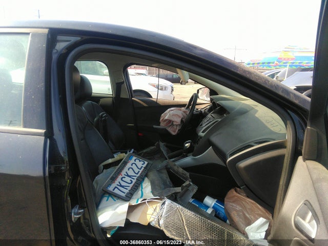 Ford FOCUS SE 2014 1FADP3F22EL382650 Image 5