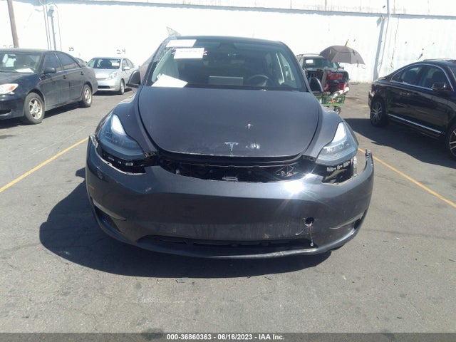 Tesla Model Y Long Range 2021 5YJYGDEE8MF180961 Image 10