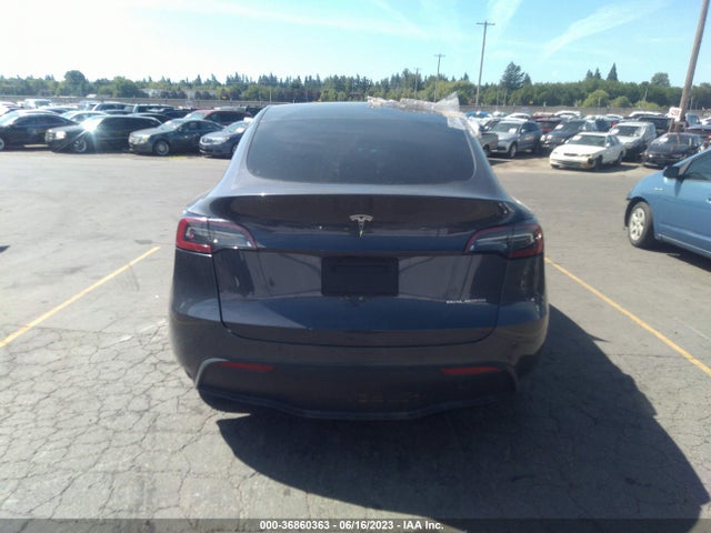 Tesla Model Y Long Range 2021 5YJYGDEE8MF180961 Image 14