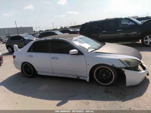 2005 HONDA ACCORD 2.4 LX VIN: 3HGCM56425G711082