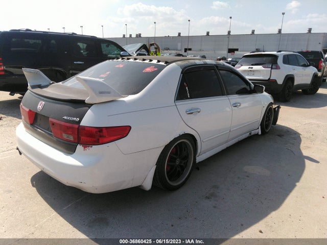 2005 HONDA ACCORD 2.4 LX VIN: 3HGCM56425G711082