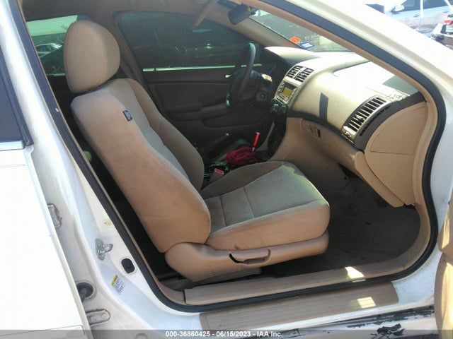2005 HONDA ACCORD 2.4 LX VIN: 3HGCM56425G711082