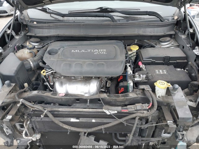 1C4PJLCB1FW655557 Jeep Cherokee Latitude